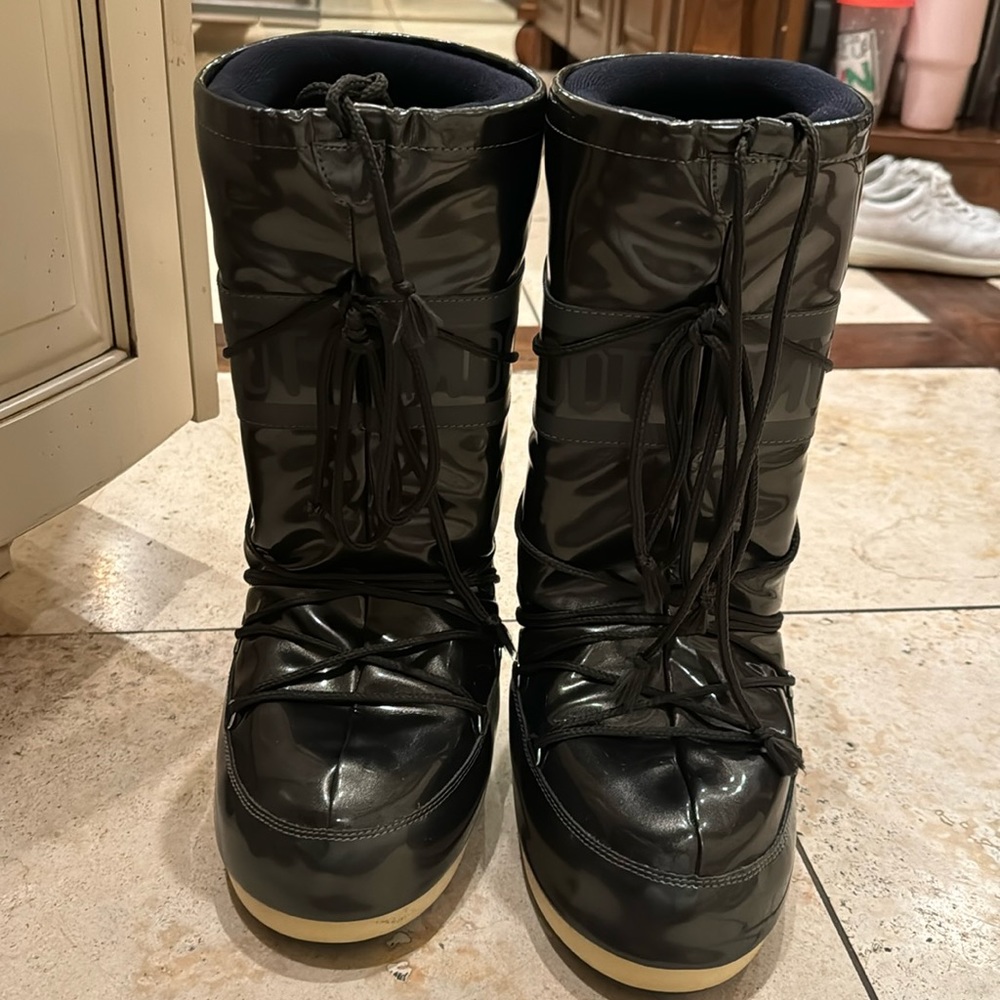 Moon Boot